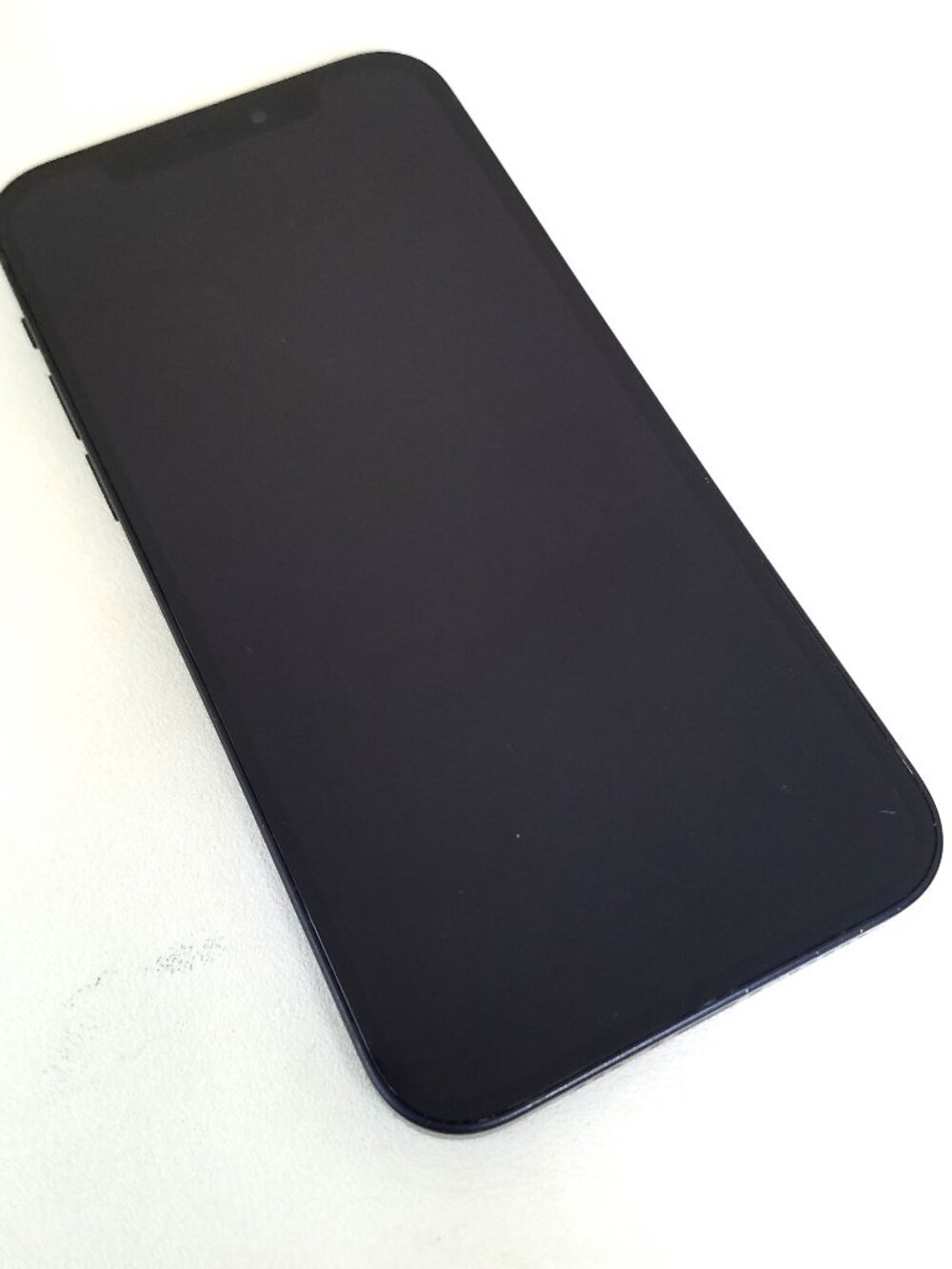 Apple iPhone 12 - Black - FOR PARTS / LOCKED - Cosmetically Excellent